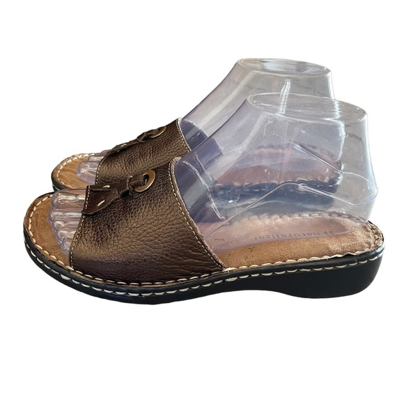Naturalizer Women’s Brown Leather Slide Sandals Size 6 - Picture 2 of 10